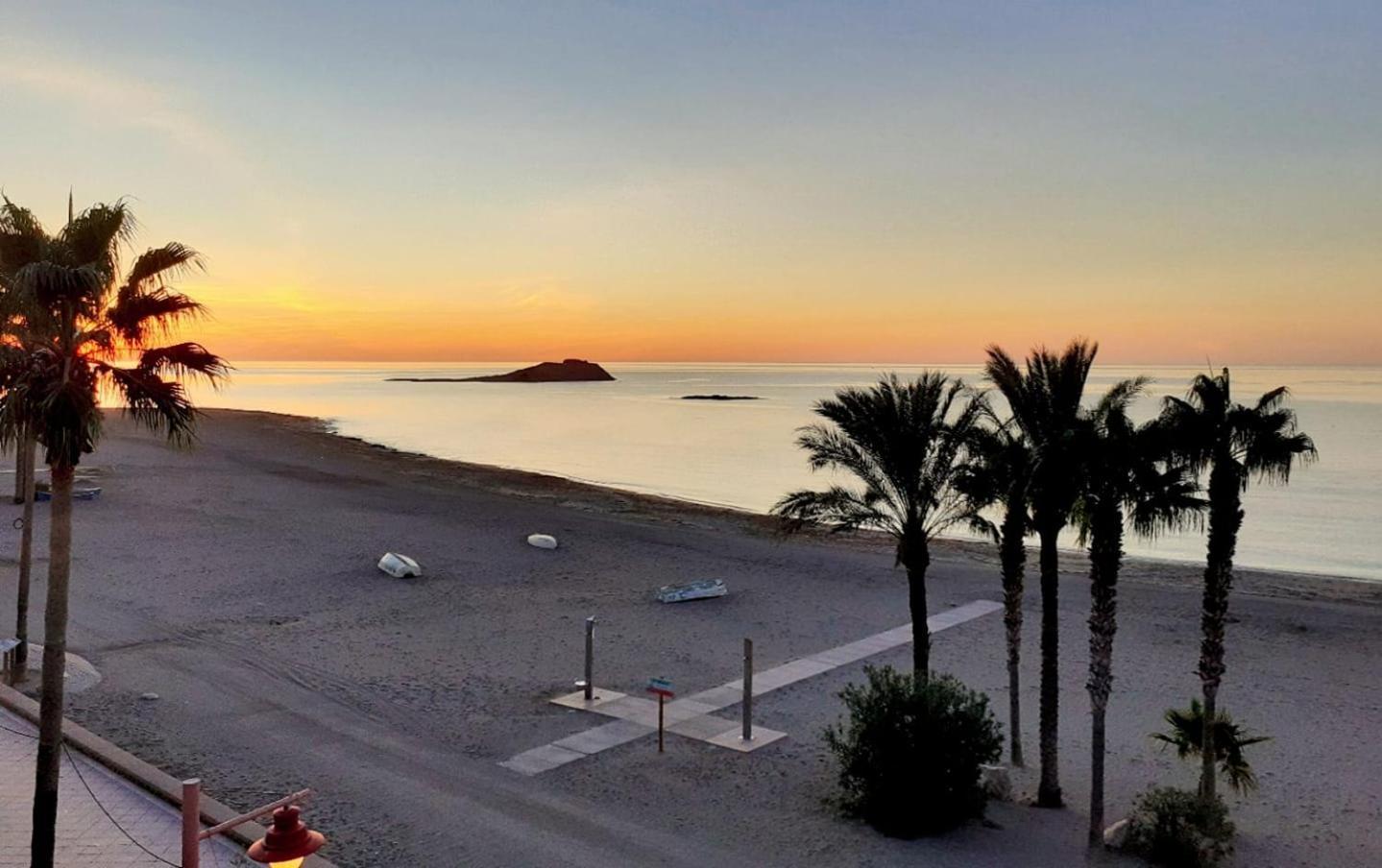 Hotel Alboran カルボネラス エクステリア 写真
