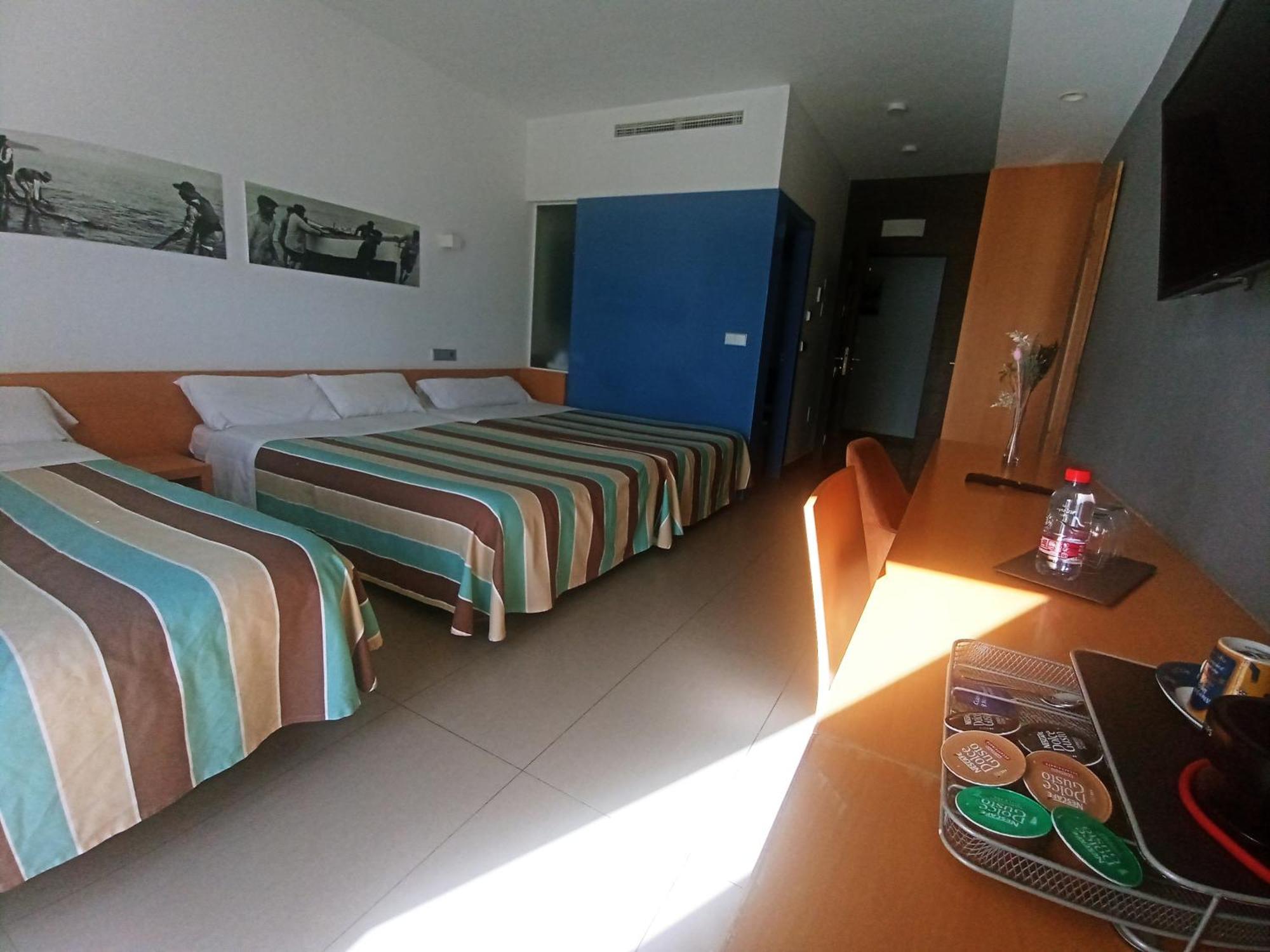 Hotel Alboran カルボネラス エクステリア 写真